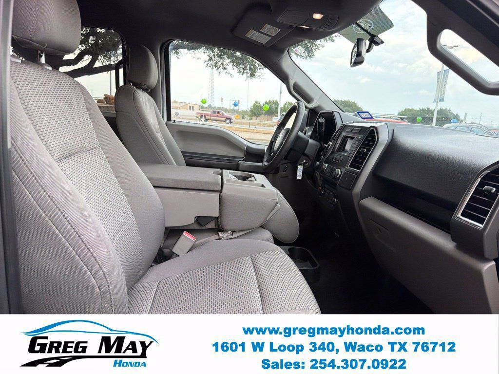 Used 2016 Ford F150 XLT AWD/4WD image 27