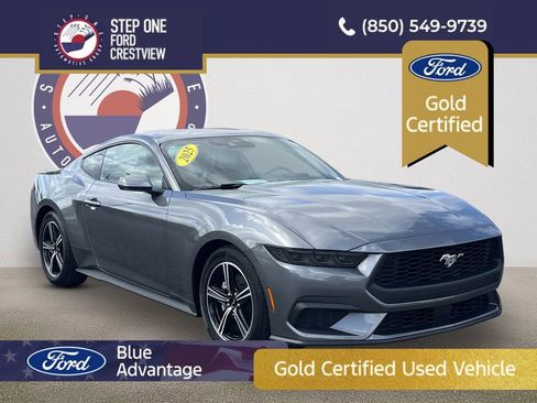 Used 2025 Ford Mustang Premium RWD image 1