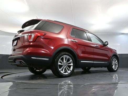 Used 2018 Ford Explorer Limited w/ Equipment Group 301A FWD image 56