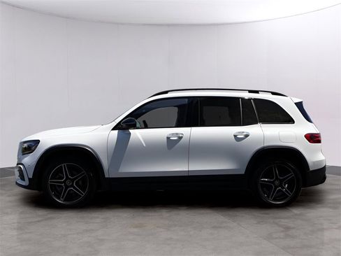 Certified 2025 Mercedes-Benz GLB 250 4MATIC image 4