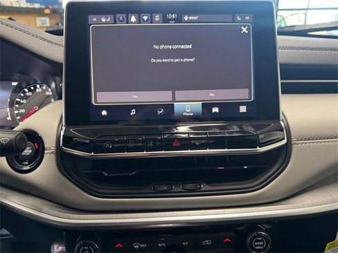 New 2026 Jeep Compass Limited image 17