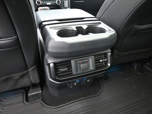 Used 2025 Ford F150 Raptor image 23