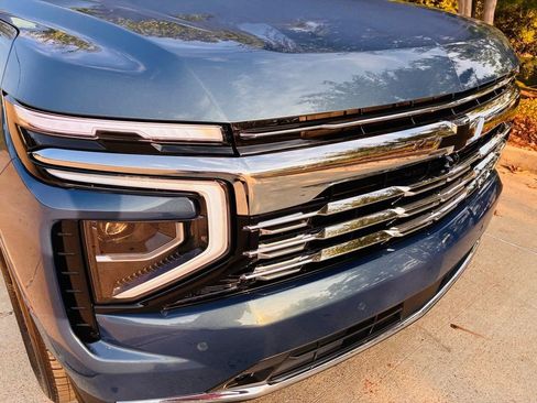 New 2025 Chevrolet Tahoe Premier image 3