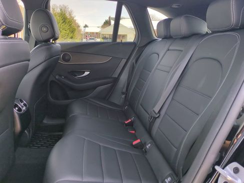 Used 2022 Mercedes-Benz GLC 300 GLC 300 w/ Driver Assistance Package image 14