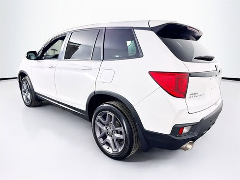 Used 2023 Honda Passport EX-L image 5