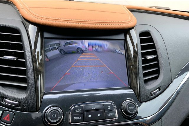 Used 2015 Chevrolet Impala LTZ FWD image 21