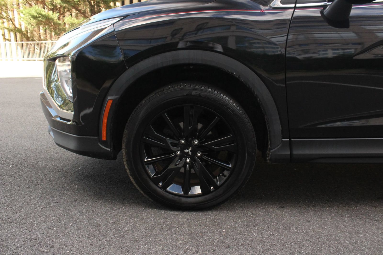 Used 2023 Mitsubishi Eclipse Cross LE AWD/4WD image 11
