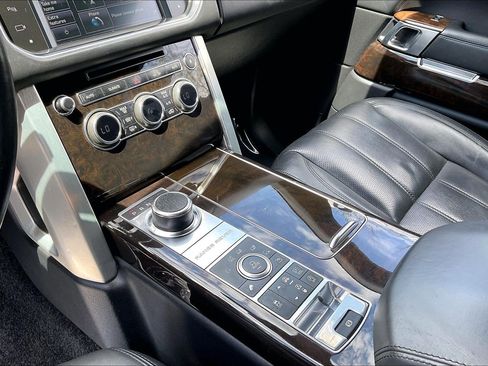 Used 2014 Land Rover Range Rover HSE AWD/4WD image 16