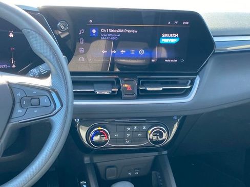 Certified 2025 Chevrolet TrailBlazer LT image 9