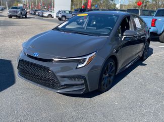 Used 2024 Toyota Corolla SE w/ SE Package video 2