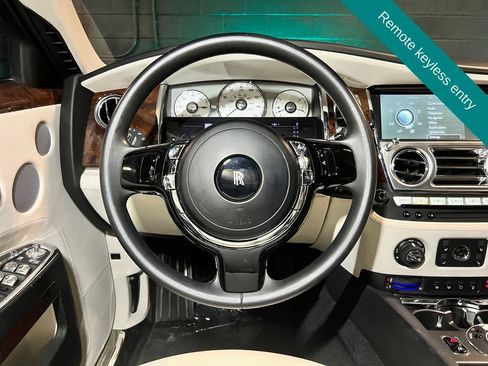 Used 2013 Rolls-Royce Ghost RWD image 8
