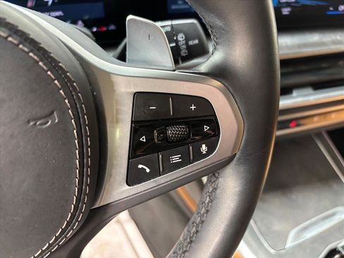 Used 2023 BMW X7 xDrive40i w/ M Sport Package image 20