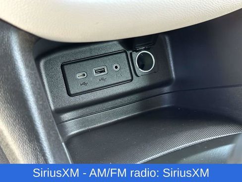 Used 2024 Chevrolet Equinox LS image 7