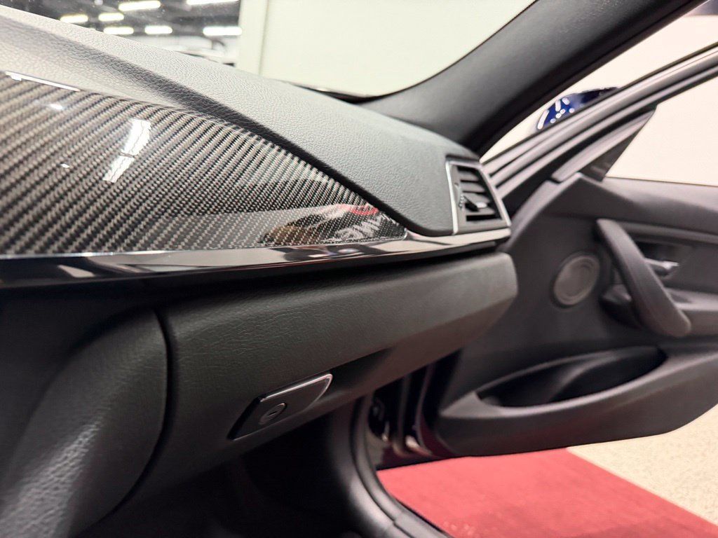 Used 2016 BMW M3 RWD image 48