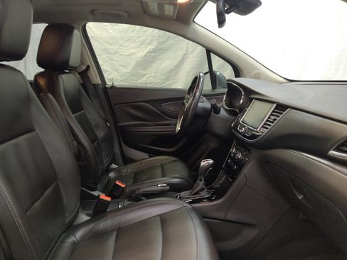 Used 2019 Buick Encore Essence w/ Experience Buick Package FWD image 21