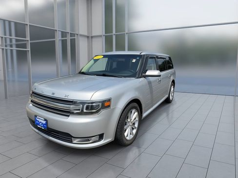 Used 2019 Ford Flex Limited AWD/4WD image 4