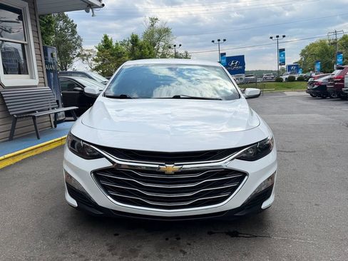 Used 2021 Chevrolet Malibu LT FWD image 8