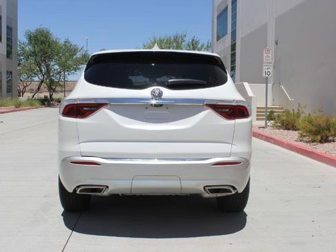 Used 2023 Buick Enclave Essence w/ Sound and Sites Package AWD/4WD image 6