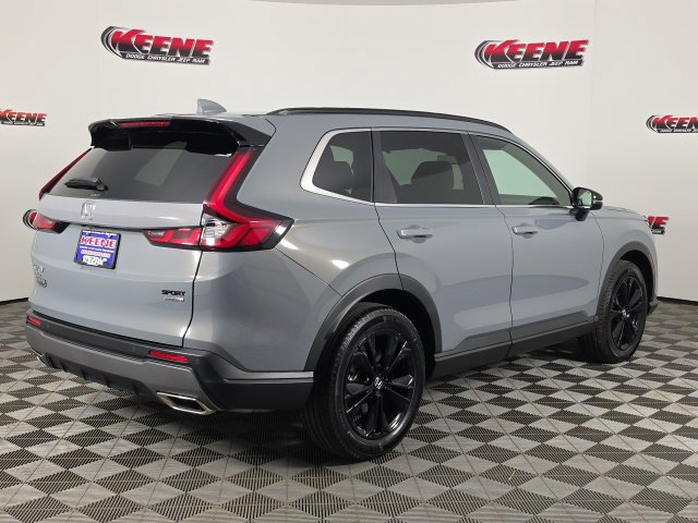 Used 2024 Honda CR-V Sport Touring image 3