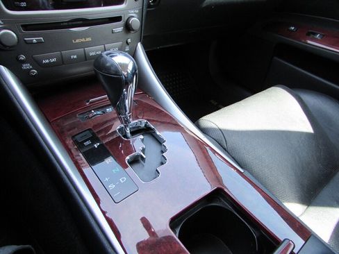 Used 2006 Lexus IS 250 image 16