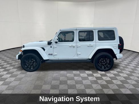 Used 2021 Jeep Wrangler Unlimited Sahara AWD/4WD image 2