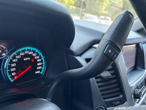 Used 2017 Chevrolet Tahoe Premier RWD image 28