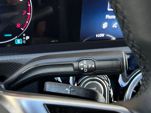 New 2025 Mercedes-Benz CLA 250 image 18