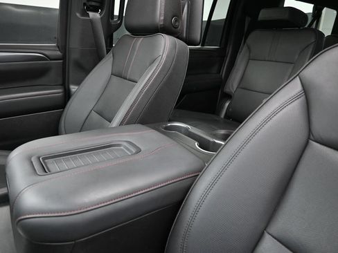 Used 2023 Chevrolet Suburban RST w/ Luxury Package AWD/4WD image 14