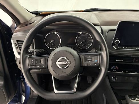 Used 2023 Nissan Rogue SV AWD/4WD image 22