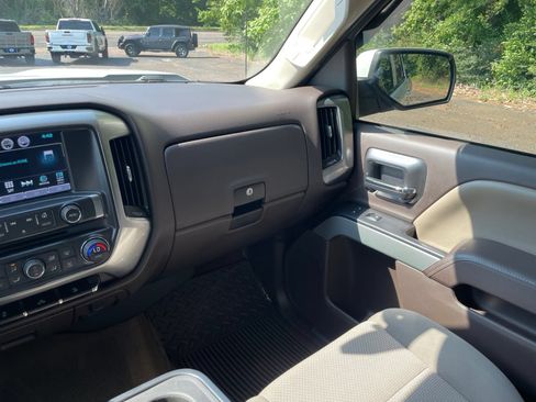 Used 2016 Chevrolet Silverado 1500 LT w/ All Star Edition AWD/4WD image 32