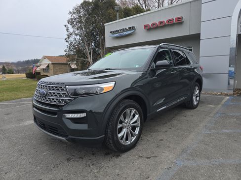 Used 2023 Ford Explorer Limited w/ Class IV Trailer Tow Package image 8