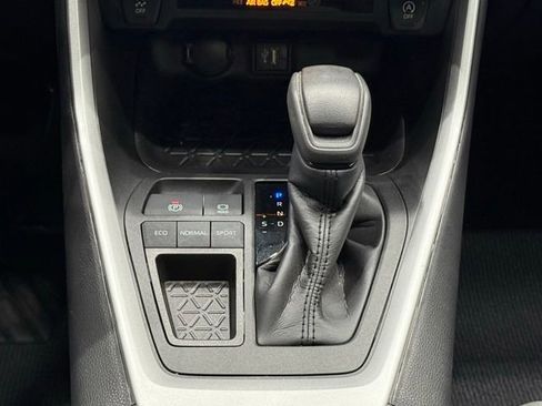 Used 2023 Toyota RAV4 XLE image 36