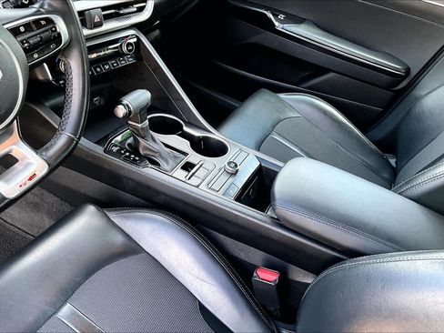 Used 2022 Kia K5 GT-Line FWD image 15