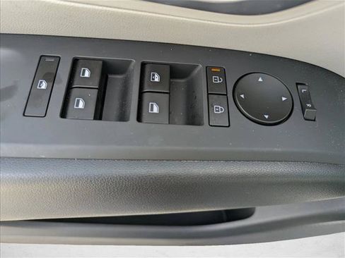 Certified 2026 Hyundai Tucson SE FWD image 10
