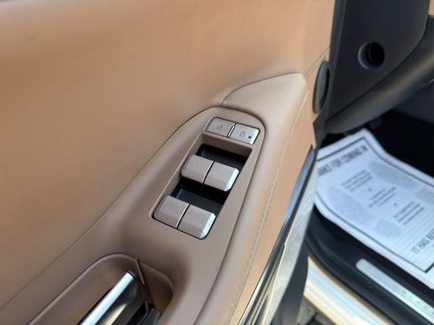 Used 2025 Lincoln Navigator Black Label AWD/4WD image 27