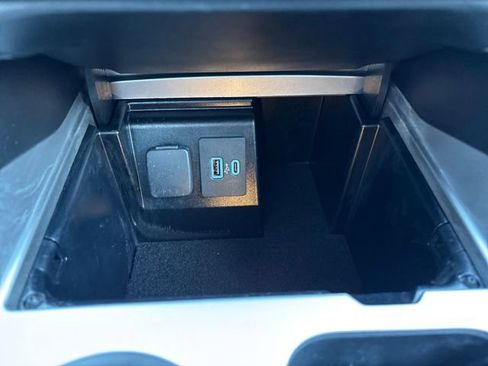 Used 2021 Ford Explorer ST w/ ST Street Pack image 21