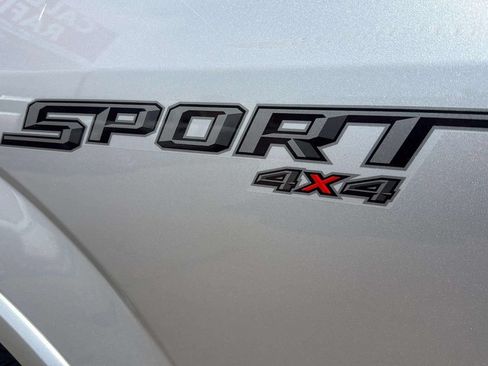 Used 2019 Ford F150 XLT w/ Equipment Group 302A Luxury AWD/4WD image 20
