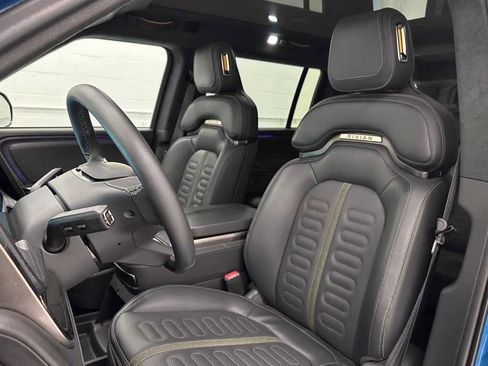 Used 2024 Rivian R1S Adventure image 13