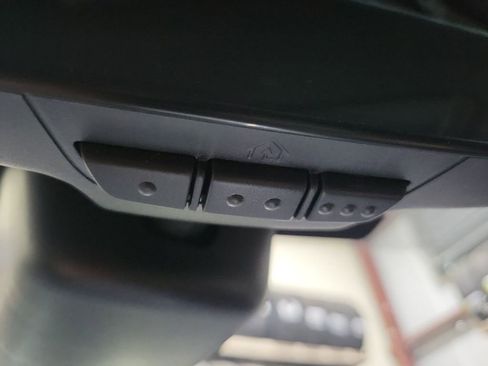 Used 2024 Land Rover Discovery Sport Dynamic SE image 19