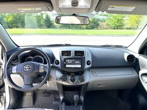 Used 2011 Toyota RAV4 4WD w/ Base L4 Extra Value Pkg image 11