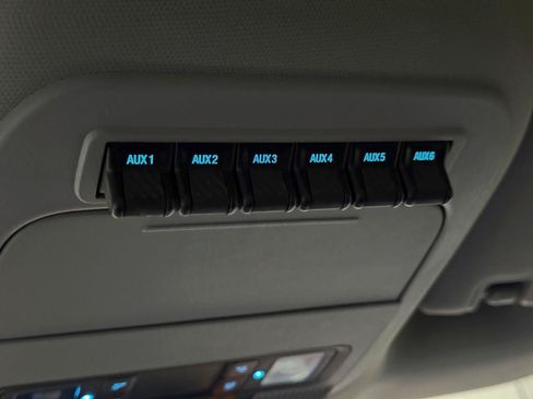 Used 2023 Ford F450 XLT w/ XLT Value Package AWD/4WD image 16