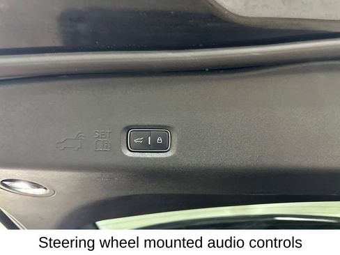 Used 2025 Ford Expedition Platinum w/ Stealth Appearance Package AWD/4WD image 29