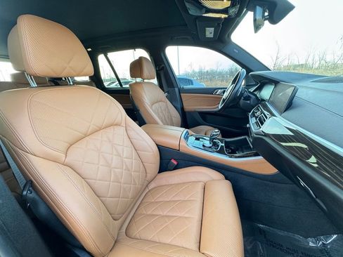 Used 2023 BMW X5 M50i w/ Executive Package image 29