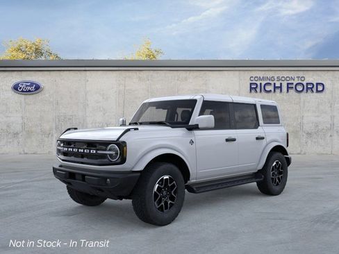 New 2026 Ford Bronco Outer Banks AWD/4WD image 1