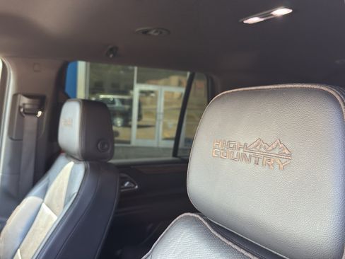 Used 2021 Chevrolet Tahoe High Country RWD image 23