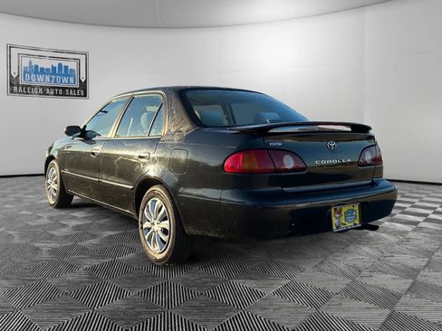 Used 2001 Toyota Corolla CE image 8