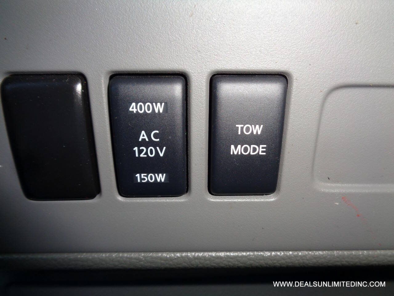 Used 2021 Nissan NV 3500 SV RWD image 14