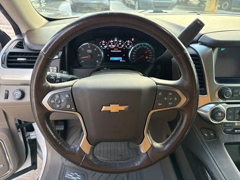 Used 2017 Chevrolet Suburban LT image 22