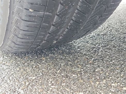 Used 2025 Honda Pilot Black Edition image 32