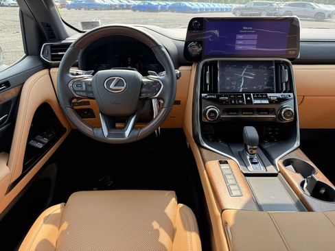New 2026 Lexus LX 700h Luxury AWD/4WD image 8